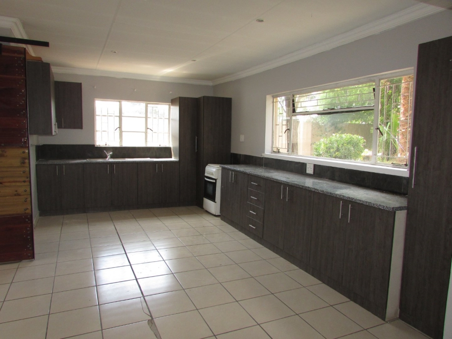 To Let 1 Bedroom Property for Rent in Park West Free State